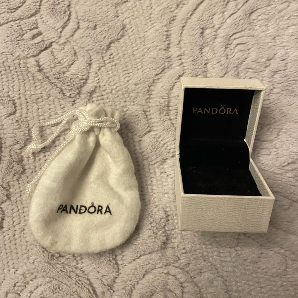 Pandora Gift Wrap